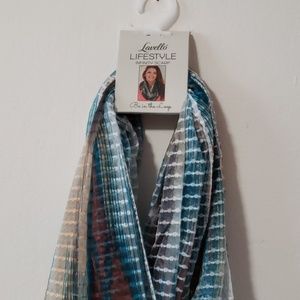 Infinity scarf